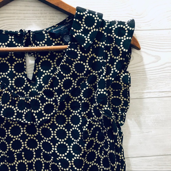 BANANA REPUBLIC Top - Picture 3 of 7